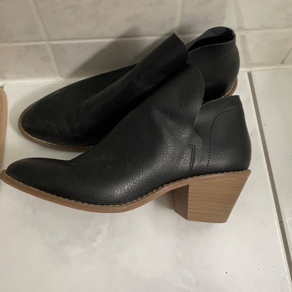 Women’s booties